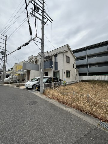 【前面道路含む現地写真】の画像
