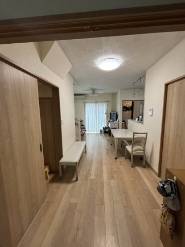 【居間・リビング】の画像