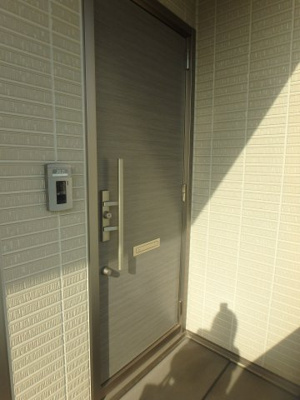 【玄関】 | SOUYO | 日ノ出町　SOUYO　１LDK　玄関