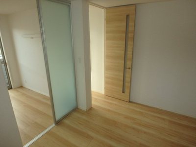 【居間・リビング】 | SOUYO | 日ノ出町　SOUYO　１LDK　居室・リビング