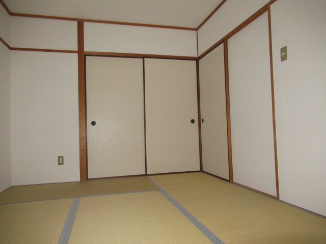 サンフラワー貴崎の和室|落ち着いた雰囲気の和室付きです