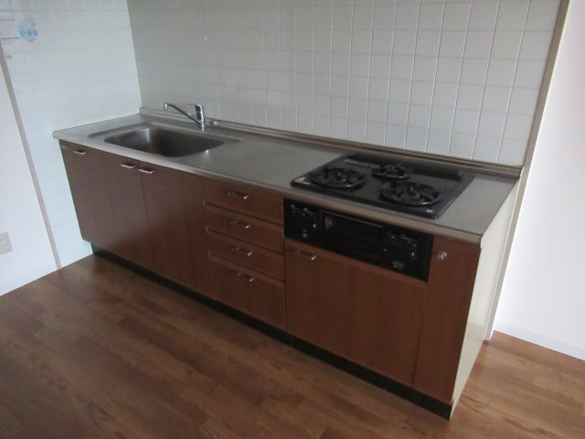 サンフラワー貴崎のキッチン|使いやすいキッチンです