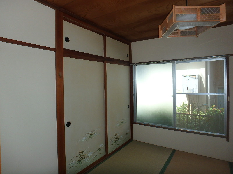 S0462R　鈴木莊の収納