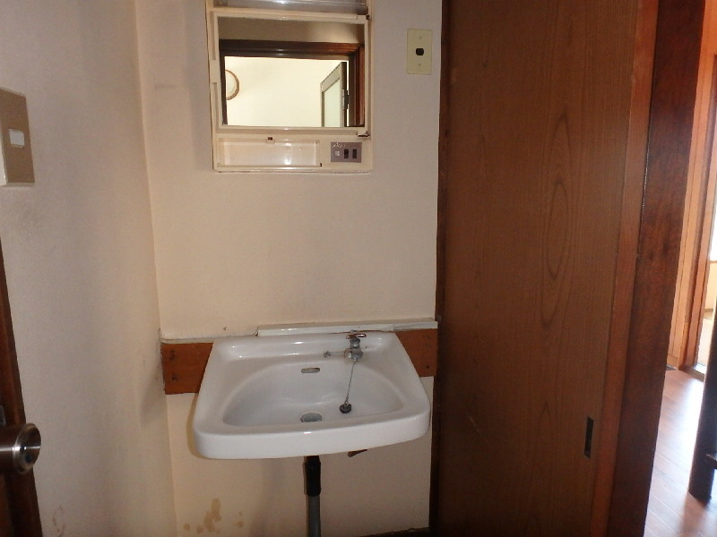 S0462R　鈴木莊の洗面所