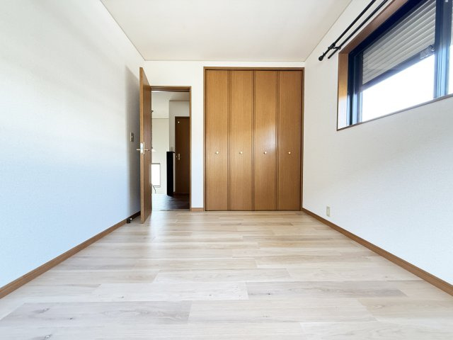 前里貸家の内装