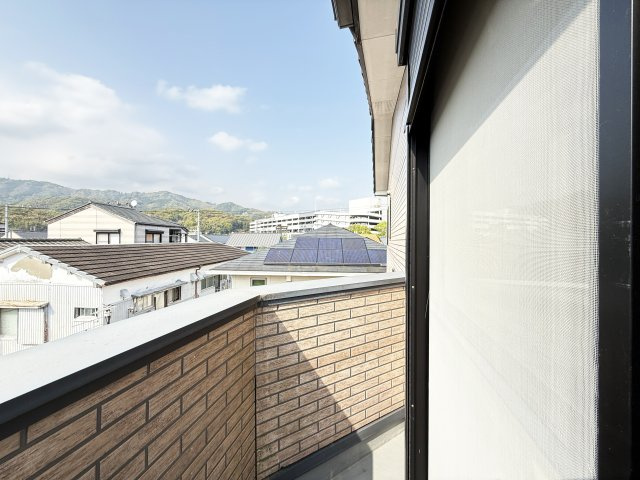 前里貸家のバルコニー