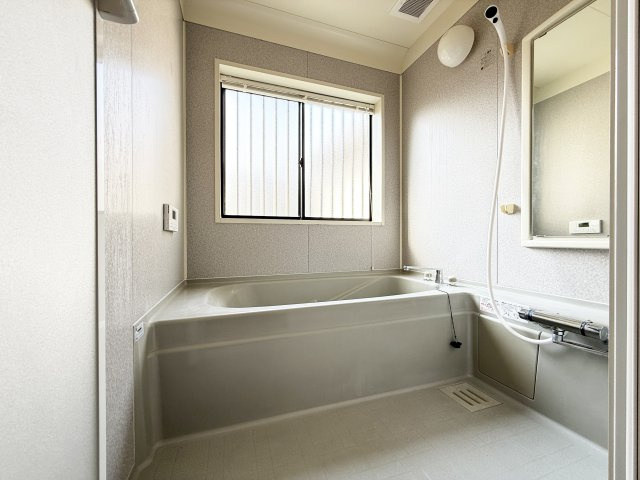 前里貸家の浴室