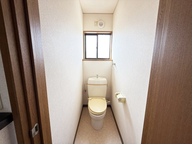 前里貸家のトイレ