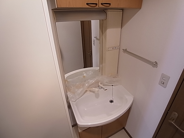 神戸市長田区北町１丁目の賃貸マンションの洗面所