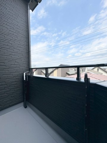 狭山市富士見　新築分譲　西武新宿線『入曽駅』徒歩20分　【入間野小学区】のバルコニー