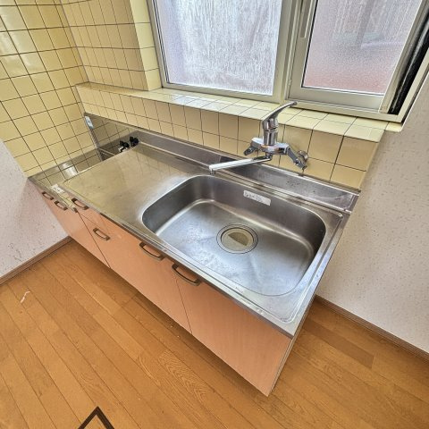 デビイ若草Bのキッチン