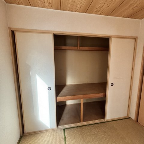 デビイ若草Bの収納