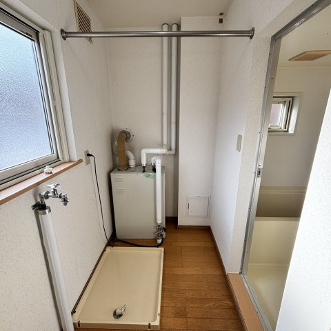 デビイ若草Bの洗面所
