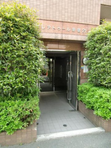 新宿区百人町２丁目の賃貸マンションのエントランス|エントランス