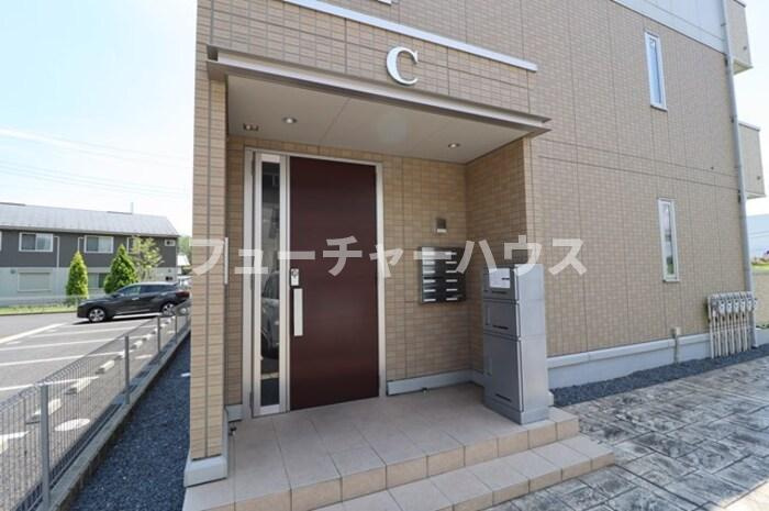 パークドオートム　Ｃのエントランス