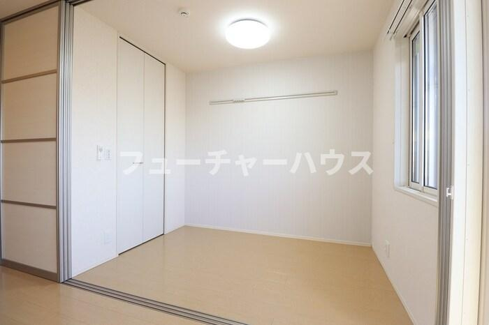 パークドオートム　Ｃの内装