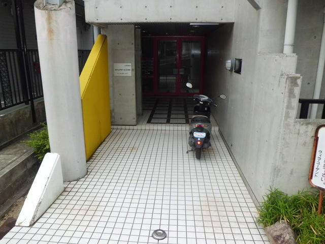 ヴィラユーゲントのエントランス