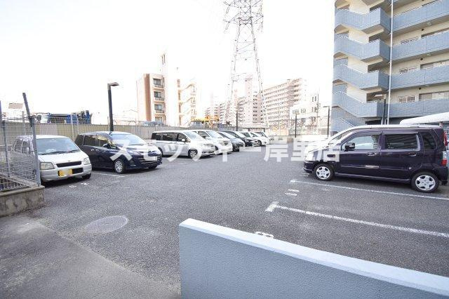 レジェロ住之江の駐車場|駐車スペースもあります