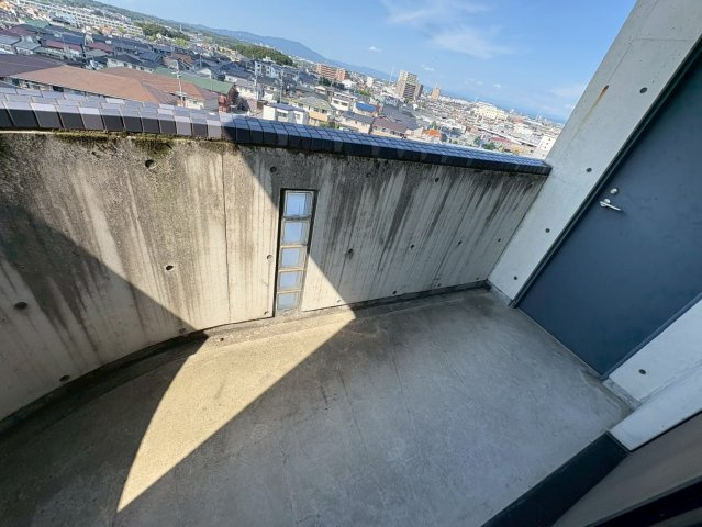 Casa ELEVATO II(カーサエレベート2)のバルコニー