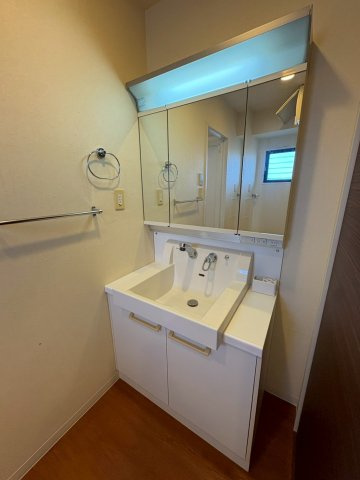 Casa ELEVATO II(カーサエレベート2)の洗面所