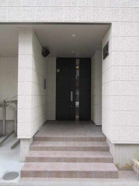 コート　マグノリアのエントランス|オートロック付きエントランス