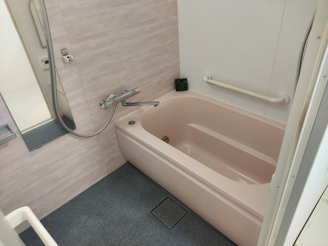 阪急逆瀬台マンションの浴室