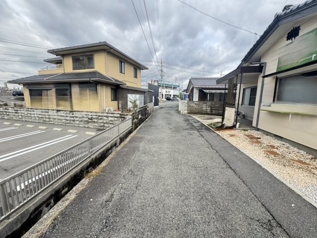 野原売土地の周辺