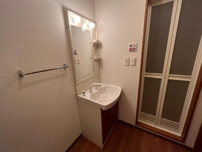 【洗面所】 | カームハイツ | 洗髪洗面化粧台