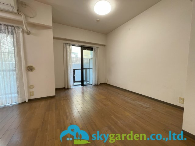 クリオ片瀬江の島壱番館の居間・リビング