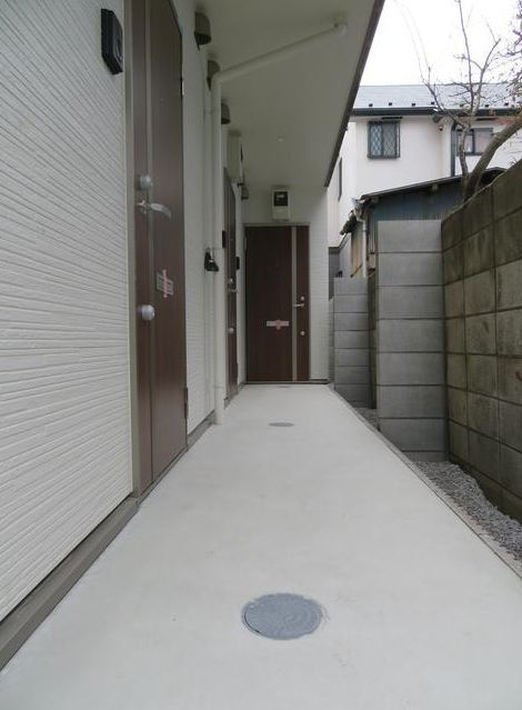 CLEA　NAKANO　NOGATA（クレア中野野方）のその他共用部分|毎日通る外通路はこちらです　敷金礼金ゼロ☆初期安☆ネット無料☆更新料0円☆