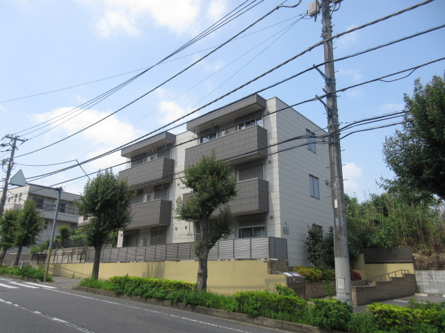 グランソレーユの外観|日当たり良好★耐震耐火に優れた旭化成ヘーベルメゾン★