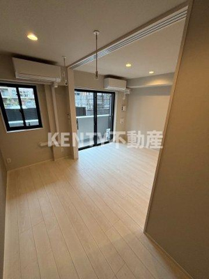 【居間・リビング】 | ロイジェントパークス西馬込 ロイジェントパークス西馬込(102号室) | おしゃれな居間です