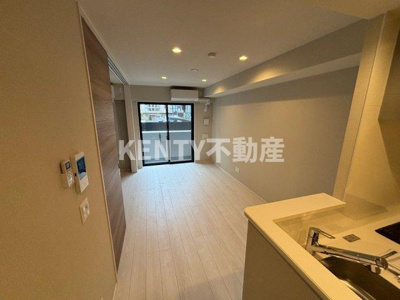 【居間・リビング】 | ロイジェントパークス西馬込 ロイジェントパークス西馬込(102号室) | 使いやすいリビングです