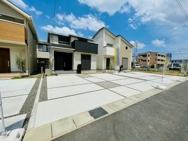 新築戸建　岐阜市六条江東　全5区画分譲の前面道路含む現地写真|■前面道路　■ヤマダ不動産　株式会社リライフ　大垣店　■夢のマイホーム購入をフルサポートします！