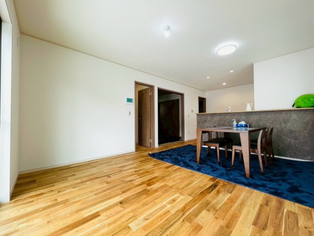 新築戸建　岐阜市六条江東　全5区画分譲の前面道路含む現地写真|「現地（2025年5月1日）撮影」　
■前面道路　
■ヤマダ不動産　株式会社リライフ　岐阜店