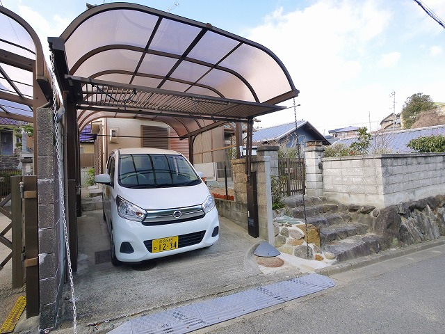 敷島町 Eminence Houseの駐車場