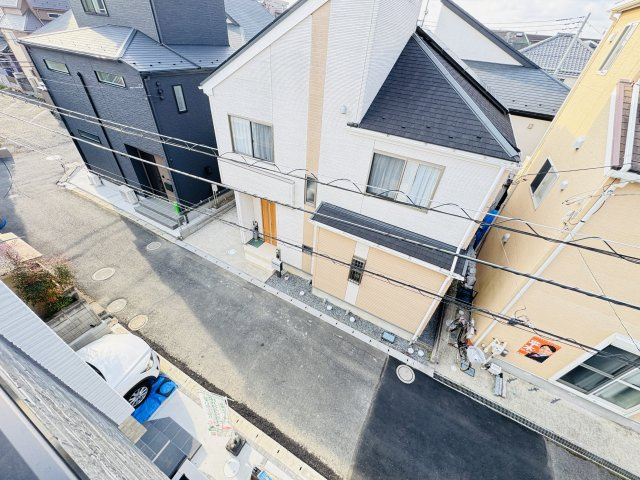 市川市大和田３丁目新築戸建【鶴指小学校：7分】の前面道路含む現地写真|バルコニーより道路側眺望