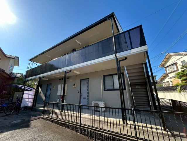 知立市牛田町下流のアパート