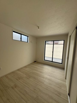 【洋室】 | 名古屋市緑区黒沢台2丁目新築一戸建て | キャンペーン対象物件です♪詳細は弊社ホームページもしくはスタッフまでお気軽にお問合せ下さいませ♪ お役に立てる自信があります♪