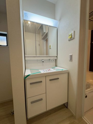 【独立洗面台】 | 名古屋市緑区黒沢台2丁目新築一戸建て | キャンペーン対象物件です♪詳細は弊社ホームページもしくはスタッフまでお気軽にお問合せ下さいませ♪ お役に立てる自信があります♪