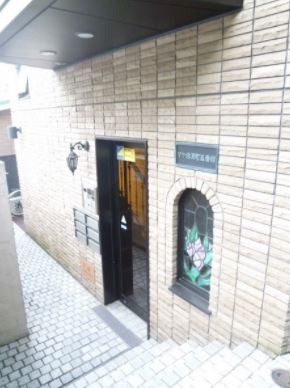 マヤ信濃町五番館のエントランス|マヤ信濃町五番館