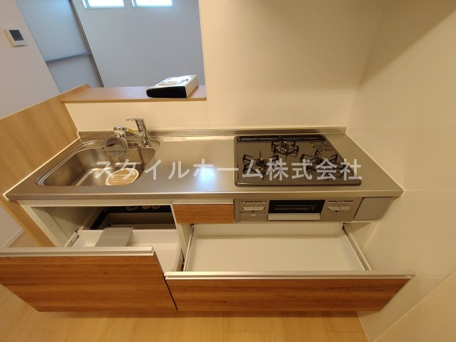 グランシャリオ芦原のキッチン