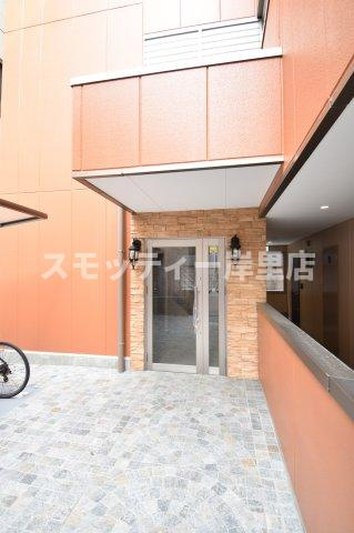 アクシオ花園のエントランス
