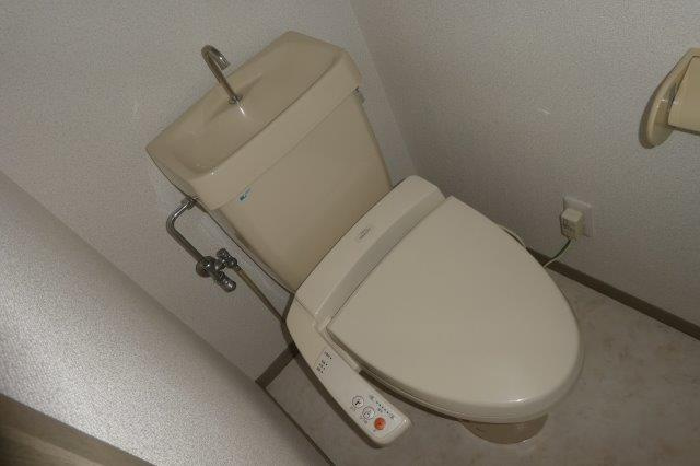 ハイカムール貝吹Dのトイレ|ウォシュレット