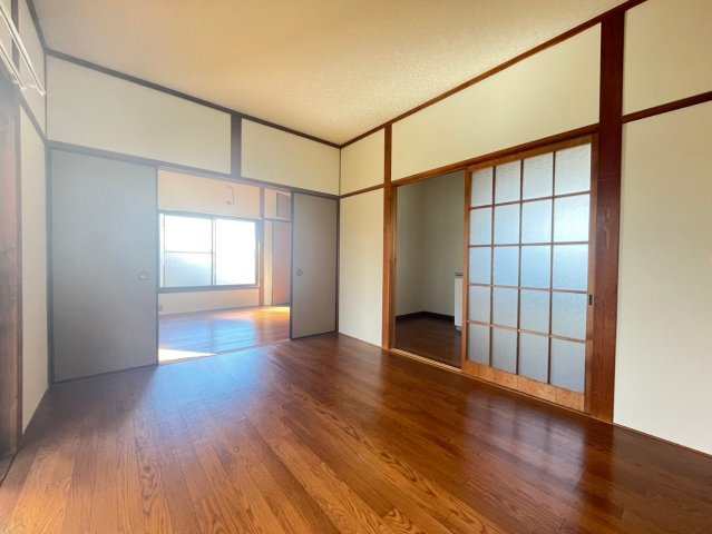 【居間・リビング】