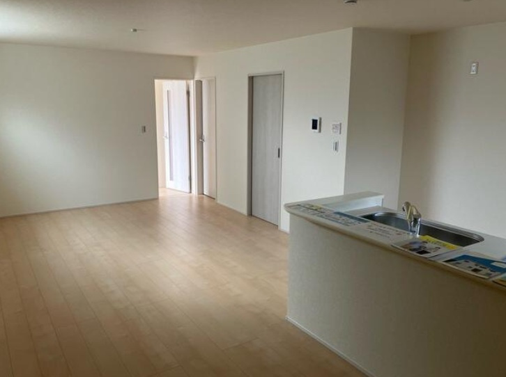 加古川市別府町新野辺北町6期の居間・リビング