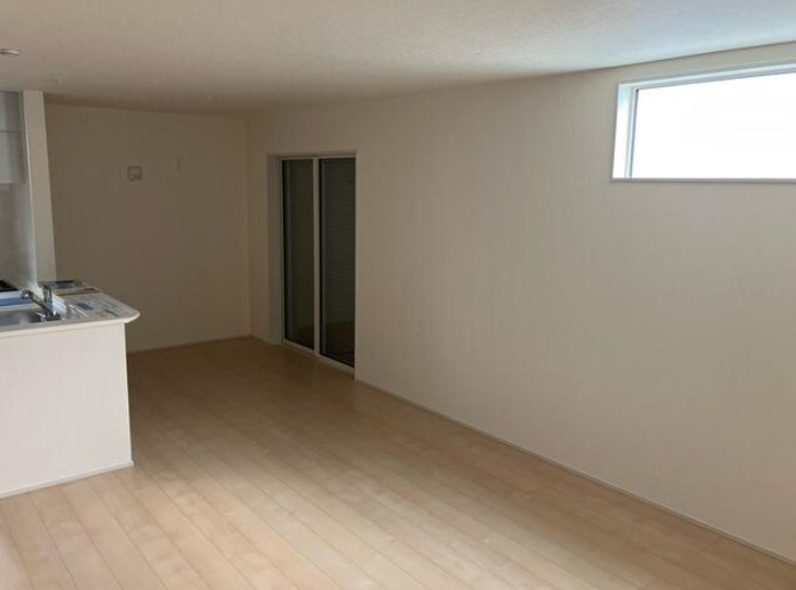 加古川市別府町新野辺北町6期の居間・リビング