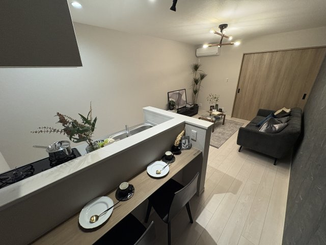 GRANDE MAISON上ノ丸の居間・リビング
