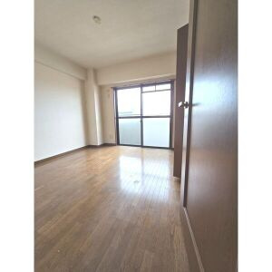 サンライズ中野の居間・リビング