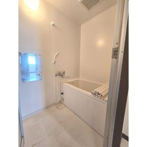 サンライズ中野の浴室